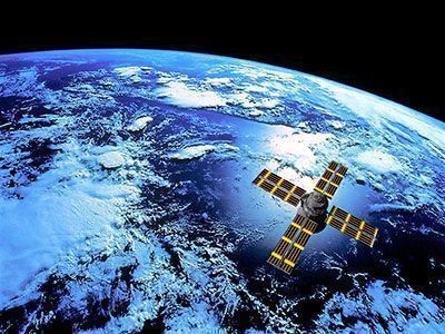 Earth-With-Satellite-media-networks-itusers